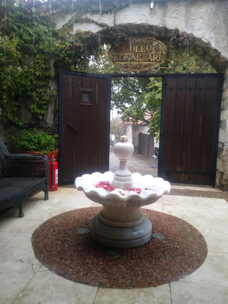 Gullu Konaklari Selçuk Buitenkant foto